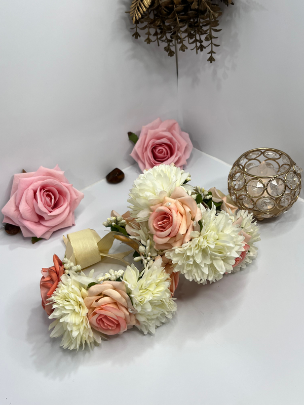 Blush Peach & Ivory Floral Bridal Gajra