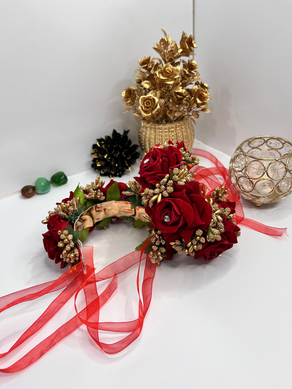 Royal Red & Gold Bridal Gajra